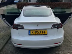 Wit Gebruikt 2020 Tesla Model 3 Sedan | € 29.500