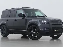 Grijs Gebruikt 2024 Land Rover Defender Black Edition SUV | € 103.700 (Eerlijke prijs)