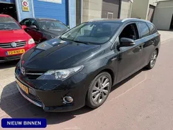 Zwart Gebruikt 2013 Toyota Auris Touring Sports Stationwagen | € 5.750 (Goede deal)