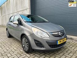 Bruin Gebruikt 2013 Opel Corsa Edition Hatchback | € 2.499 (Super prijs)