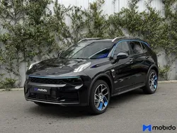 Zwart, metallic lak Nieuw 2024 Lynk & Co 01 SUV | € 33.240 (Super prijs)