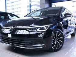 Grijs Gebruikt 2021 VW Golf VIII Style Sedan | € 31.250 (Eerlijke prijs)