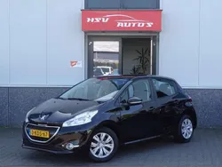 Zwart Gebruikt 2013 Peugeot 208 Envy Hatchback | € 5.650 (Eerlijke prijs)