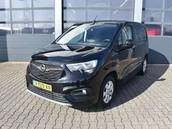Zwart Gebruikt 2019 Opel Combo Innovation MPV | € 13.835 (Duur)