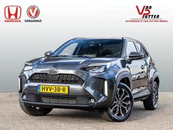 Grijs Gebruikt 2025 Toyota Yaris Cross Team SUV | € 30.999 (Eerlijke prijs)