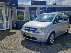 Grijs Gebruikt 2005 Opel Meriva Enjoy MPV | € 2.000 (Eerlijke prijs)