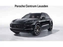 Zwart Gebruikt 2024 Porsche Cayenne S E-Hybrid SUV | € 134.900 (Super prijs)