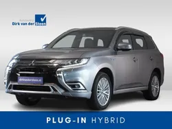 Grijs Gebruikt 2021 Mitsubishi Outlander Intense+ SUV | € 25.450 (Eerlijke prijs)