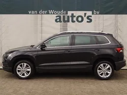 Zwart, metallic lak Gebruikt 2021 Skoda Karoq Business Line SUV | € 22.900 (Eerlijke prijs)
