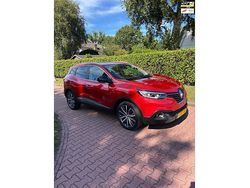 Rood Gebruikt 2015 Renault Kadjar Bose Edition SUV | € 9.999 (Eerlijke prijs)