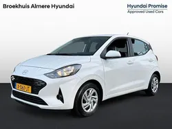 Wit Gebruikt 2024 Hyundai i10 Comfort Hatchback | € 15.900 (Eerlijke prijs)