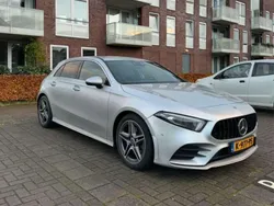 Grijs Gebruikt 2018 Mercedes A200 AMG Stationwagen | € 21.500 (Goede deal)