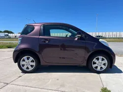 Paars Gebruikt 2009 Toyota iQ Comfort Hatchback | € 3.250 (Eerlijke prijs)