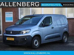 Grijs Gebruikt 2021 Peugeot Partner Premium MPV | € 9.900 (Eerlijke prijs)