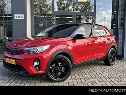 Rood Gebruikt 2018 Kia Stonic SUV | € 14.345 (Eerlijke prijs)
