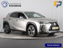 Grijs Gebruikt 2019 Lexus UX 250h Sport Line SUV | € 28.890 (Eerlijke prijs)