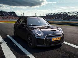 Blauw Gebruikt 2023 Mini Cooper SE Cabriolet Cabriolet | € 39.500