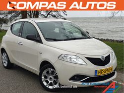 Beige Gebruikt 2017 Lancia Ypsilon Hatchback | € 6.950 (Eerlijke prijs)