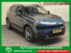 Blauw, metallic lak Gebruikt 2023 Lynk & Co 01 SUV | € 25.640 (Goede deal)