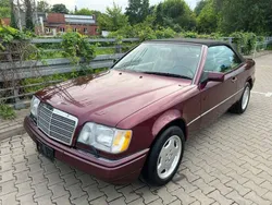 Rood Gebruikt 1995 Mercedes E320 Cabriolet | € 35.000