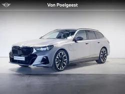 Grijs Gebruikt 2024 BMW 530e M Sport Stationwagen | € 75.895