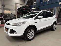 Wit Gebruikt 2016 Ford Kuga Titanium SUV | € 11.450 (Eerlijke prijs)