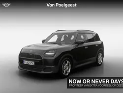 Zwart Nieuw 2025 Mini Countryman SUV | € 42.490 (Super prijs)