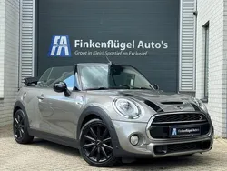 Zilver, metallic lak Gebruikt 2017 Mini Cooper S Cabriolet Cabriolet | € 22.700 (Goede deal)