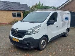 Wit Gebruikt 2016 Renault Trafic Komfort Van | € 3.250 (Super prijs)