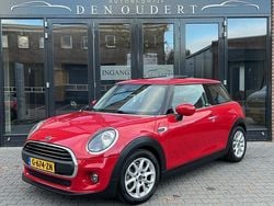 Rood Gebruikt 2020 Mini ONE Pepper Hatchback | € 14.750 (Goede deal)