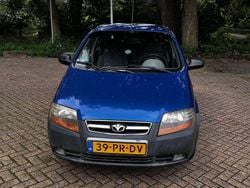 Grijs Gebruikt 2004 Chevrolet Kalos Hatchback | € 900 (Goede deal)