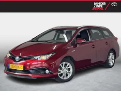 Rood Gebruikt 2018 Toyota Auris Touring Sports Plus Stationwagen | € 18.450 (Eerlijke prijs)