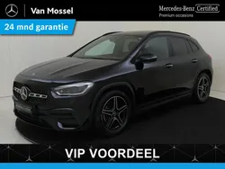 Zwart, metallic lak Gebruikt 2021 Mercedes GLA200 Business SUV | € 39.945 (Duur)