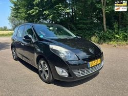 Zwart Gebruikt 2012 Renault Grand Scénic III Bose Edition MPV | € 4.450 (Eerlijke prijs)