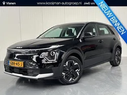 Zwart, metallic lak Gebruikt 2024 Kia e-Niro Light SUV | € 33.950 (Goede deal)