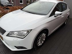 Wit Gebruikt 2015 Seat Leon Style Sedan | € 5.950 (Super prijs)