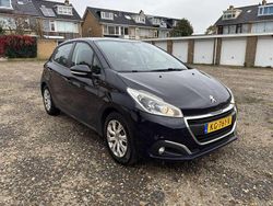 Blauw Gebruikt 2016 Peugeot 208 Hatchback | € 5.750 (Goede deal)