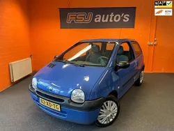 Blauw Gebruikt 2007 Renault Twingo Hatchback | € 1.350 (Eerlijke prijs)