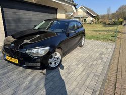 Zwart Gebruikt 2013 BMW 114 Hatchback | € 7.500 (Eerlijke prijs)