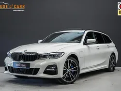 Wit Gebruikt 2021 BMW 330 Executive Stationwagen | € 37.995 (Eerlijke prijs)