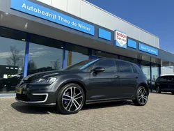 Zwart Gebruikt 2016 VW e-Golf GTE Hatchback | € 13.495