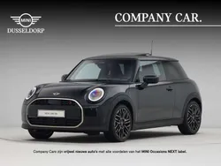 Zwart Gebruikt 2024 Mini Cooper S Favoured Hatchback | € 45.950