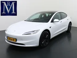 Wit Gebruikt 2024 Tesla Model 3 Sedan | € 37.440 (Iets duurder)
