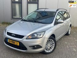 Grijs Gebruikt 2009 Ford Focus Trend Stationwagen | € 3.999 (Iets duurder)