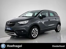 Grijs, metallic lak Gebruikt 2017 Opel Crossland X Innovation SUV | € 10.950 (Eerlijke prijs)