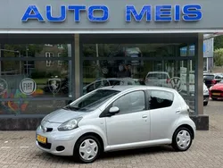 Grijs Gebruikt 2010 Toyota Aygo Comfort Hatchback | € 3.695 (Eerlijke prijs)
