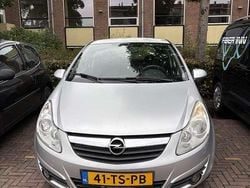 Grijs Gebruikt 2007 Opel Corsa Enjoy Hatchback | € 2.000 (Super prijs)