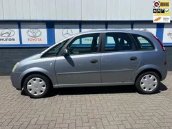 Grijs Gebruikt 2004 Opel Meriva MPV | € 1.995 (Eerlijke prijs)