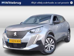 Grijs Gebruikt 2023 Peugeot e-2008 Active SUV | € 19.925 (Super prijs)
