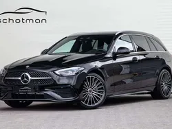 Zwart Gebruikt 2024 Mercedes C300e AMG line Stationwagen | € 49.500 (Goede deal)